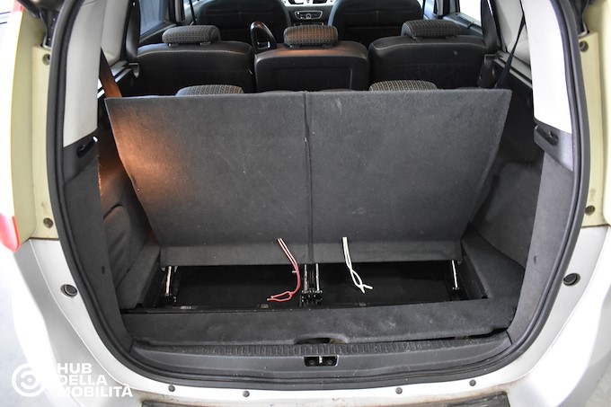 RENAULT Scénic 1.9 dCi 130CV Dynamique